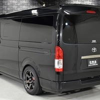 6075 令和5年式 ハイエース スーパーGL ダークプライムⅡ 2WD 2,800cc (ディーゼル車) 2/5人乗車 2.3万kmのサムネイル