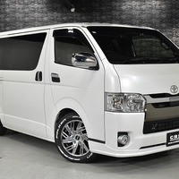 6080 令和1年式 ハイエース スーパーGL  50周年アニバーサリー 2WD 2,800cc (ディーゼル車) 2/5人乗車 7.6万kmのサムネイル