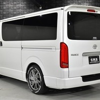 6080 令和1年式 ハイエース スーパーGL  50周年アニバーサリー 2WD 2,800cc (ディーゼル車) 2/5人乗車 7.6万kmのサムネイル