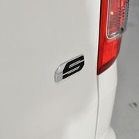 6128 令和7年式 ハイエース スーパーGL ダークプライムS 4WD 2,800cc (ディーゼル車) 2/5人乗車 0.6万km 車検令和9年6月5日のサムネイル