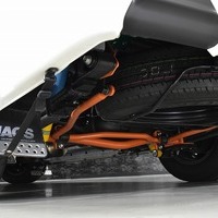 6136 令和7年式 ハイエース スーパーGL ダークプライムS 4WD 2,800cc (ディーゼル車) 2/5人乗車 0.7万km 車検令和9年2月25日のサムネイル