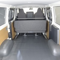 5828 ハイエース DX 2WD 2800cc ディーゼル車 3/6人乗り 13kmのサムネイル