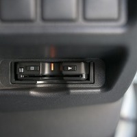 6044.平成29年式 ハイエース スーパーGL ダークプライム 2WD 3,000cc ディーゼル車 走行12.3万キロ 検査1年付きのサムネイル