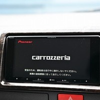 6044.平成29年式 ハイエース スーパーGL ダークプライム 2WD 3,000cc ディーゼル車 走行12.3万キロ 検査1年付きのサムネイル