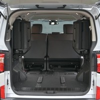 5573.令和7年式 デリカD:5 シャモニー ステップレス 4WD 2,300㏄ ディーゼル車 走行6キロ 車検令和10年9月のサムネイル