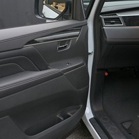 5573.令和7年式 デリカD:5 シャモニー ステップレス 4WD 2,300㏄ ディーゼル車 走行6キロ 車検令和10年9月のサムネイル