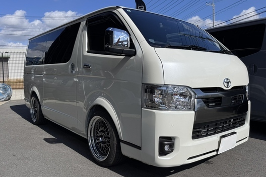 CRS横浜　ハイエース　内外装サムネイル