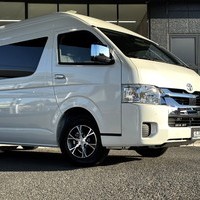 5869　登録済み未使用車　令和7年式 ハイエース グランドキャビン 2WD 2700cc ガソリン車 10人乗り 8kmのサムネイル