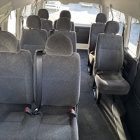 5869　登録済み未使用車　令和7年式 ハイエース グランドキャビン 2WD 2700cc ガソリン車 10人乗り 8kmのサムネイル