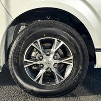 5869　登録済み未使用車　令和7年式 ハイエース グランドキャビン 2WD 2700cc ガソリン車 10人乗り 8kmのサムネイル