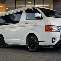 6233　令和3年式　ハイエース ワゴンGL　4WD　2,700cc 　ガソリン車　10人乗車　10万kmのサムネイル