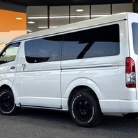 6233　令和3年式　ハイエース ワゴンGL　4WD　2,700cc 　ガソリン車　10人乗車　10万kmのサムネイル