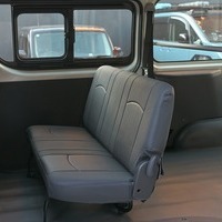 6072.令和7年式 ハイエースバン DX 2WD 2,000cc ガソリン車 走行5キロ 新車未登録のサムネイル