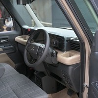 6106.令和7年式 デリカミニ T PREMIUM デリマル 4WD 660cc ガソリン車 走行6キロ 車検令和10年11月のサムネイル