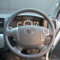 6072.令和7年式 ハイエースバン DX 2WD 2,000cc ガソリン車 走行5キロ 新車未登録のサムネイル