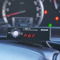 6244　令和2年式　ハイエース　スーパーGL　ダークプライムⅡ　4WD　2800cc　ディーゼル車　7人乗り　9.9万kmのサムネイル