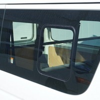 5935　スタンダードPKG　ハイエース　DX　2WD　2000cc　ガソリン車　6人乗りのサムネイル