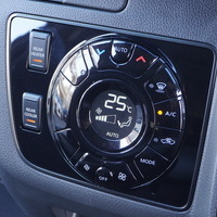 5965　令和7年式　キャラバン　GRANDプレミアムGX　2WD　2400cc　ディーゼル車　5人乗り　20kmのサムネイル