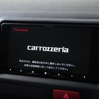 6067 ハイエース DX  2WD 2,000CC ガソリン車 4ナンバー 3/6人乗りのサムネイル