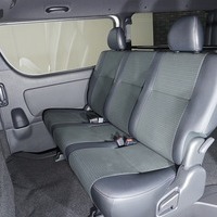 5693 令和7年式 ハイエース スーパーGL ダークプライムS 2WD 2,800cc (ディーゼル車) 2/5人乗車 90km 車検令和9年5月22日のサムネイル