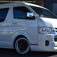 5286  ハイエース ワゴンGL 内装架装ベッドキットⅢ 2WD 2,700CC ガソリン車 10人乗りのサムネイル