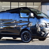 5243 千葉店【BLACK　STYLE】ハイエース ワゴンGL  4WD 2,700CC ガソリン車 10人乗りのサムネイル