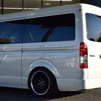 5157 ハイエース ワゴンGL 内装架装ベッドキットⅤ 2WD 2,700CC ガソリン車 10人乗りのサムネイル