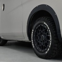 6252 令和6年式 日産 キャラバン GPGX 50周年アニバーサリー  2WD 2,400cc(ディーゼル車) 2/5人乗車 1.7万kmのサムネイル