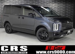 5587 令和7年式 登録済未使用車 三菱デリカ D:5 CHAMONIX  電動サイドステップ有 4WD 2,200cc (ディーゼル車)  8人乗り 8km 車検:令和10年10月