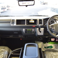 5286  ハイエース ワゴンGL 内装架装ベッドキットⅢ 2WD 2,700CC ガソリン車 10人乗りのサムネイル