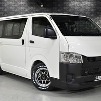 6067 ハイエース DX  2WD 2,000CC ガソリン車 4ナンバー 3/6人乗りのサムネイル