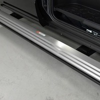 5587 令和7年式 登録済未使用車 三菱デリカ D:5 CHAMONIX  電動サイドステップ有 4WD 2,200cc (ディーゼル車)  8人乗り 8km 車検:令和10年10月のサムネイル