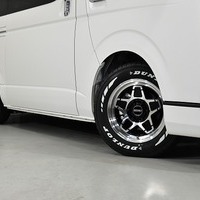 5693 令和7年式 ハイエース スーパーGL ダークプライムS 2WD 2,800cc (ディーゼル車) 2/5人乗車 90km 車検令和9年5月22日のサムネイル