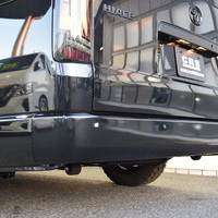 5243 千葉店【BLACK　STYLE】ハイエース ワゴンGL  4WD 2,700CC ガソリン車 10人乗りのサムネイル