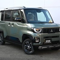 6105 登録済み未使用車 令和7年式 デリカミニ T PREMIUM デリマル 4WD 660cc ガソリン車 4人乗車 11㎞のサムネイル