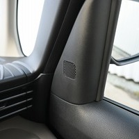 6105 登録済み未使用車 令和7年式 デリカミニ T PREMIUM デリマル 4WD 660cc ガソリン車 4人乗車 11㎞のサムネイル