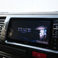 6225 平成30年式 ハイエース スーパーGL ダークプライム 2WD 2,000cc(ガソリン) 2/5人乗車 8.8万kmのサムネイル