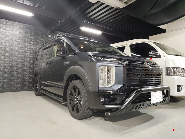 ハイエースだけじゃない！！こんなカスタムもしてます！！