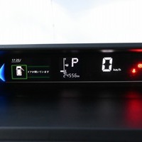 6401 令和４年式 ダイハツ タントクロス ファンクロスターボ 2WD 660cc (ガソリン) 4人乗車 2.4万kmのサムネイル