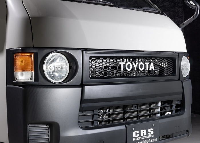 ハイエース「SEDONA LAKESIDE」セドナレイクサイドのサムネイル