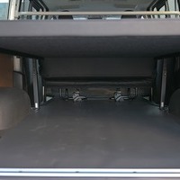 6202.令和8年式 ハイエースバン DX 2WD 2,000cc ガソリン車 走行7キロ 新車未登録のサムネイル