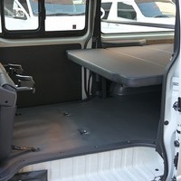 6202.令和8年式 ハイエースバン DX 2WD 2,000cc ガソリン車 走行7キロ 新車未登録のサムネイル