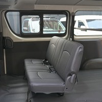 6205.令和8年式 ハイエースバン DX 2WD 2,000cc ガソリン車 走行6キロ 新車未登録のサムネイル