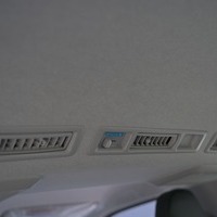 6205.令和8年式 ハイエースバン DX 2WD 2,000cc ガソリン車 走行6キロ 新車未登録のサムネイル