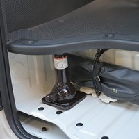 6202.令和8年式 ハイエースバン DX 2WD 2,000cc ガソリン車 走行7キロ 新車未登録のサムネイル