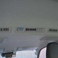 6202.令和8年式 ハイエースバン DX 2WD 2,000cc ガソリン車 走行7キロ 新車未登録のサムネイル