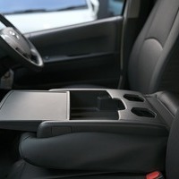 6205.令和8年式 ハイエースバン DX 2WD 2,000cc ガソリン車 走行6キロ 新車未登録のサムネイル