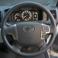 6202.令和8年式 ハイエースバン DX 2WD 2,000cc ガソリン車 走行7キロ 新車未登録のサムネイル