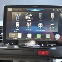 6205.令和8年式 ハイエースバン DX 2WD 2,000cc ガソリン車 走行6キロ 新車未登録のサムネイル