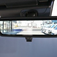 5926.令和7年式 ハイエース スーパーGL ダークプライムS 2WD 2,800cc ディーゼル車 走行13キロ 新車未登録のサムネイル